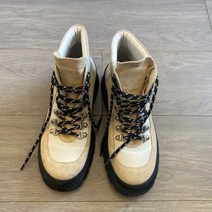 Ted Baker hiking boots!❤️